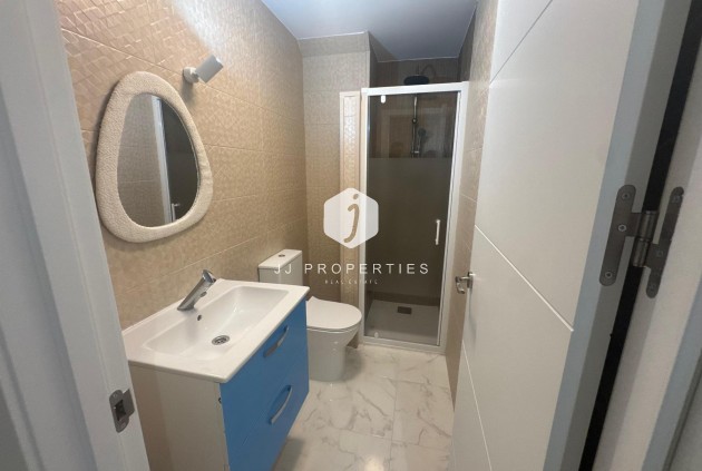 Resale - Apartment / flat -
Torrevieja - Costa Blanca