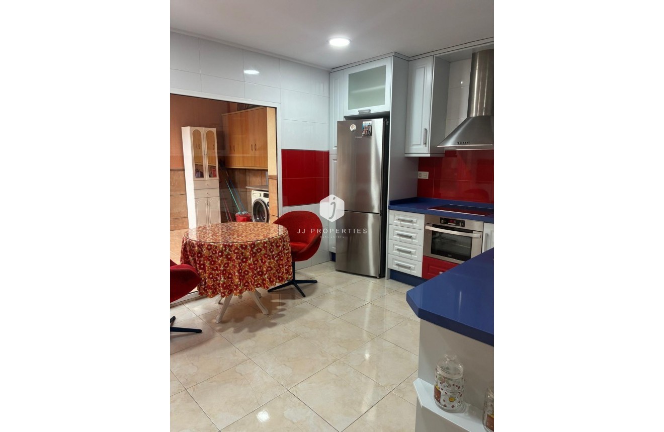 Resale - Chalet -
Algorfa - Pueblo 3