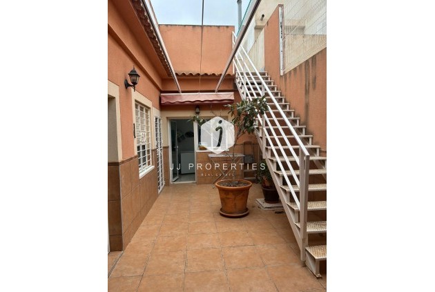 Resale - Chalet -
Algorfa - Pueblo 3