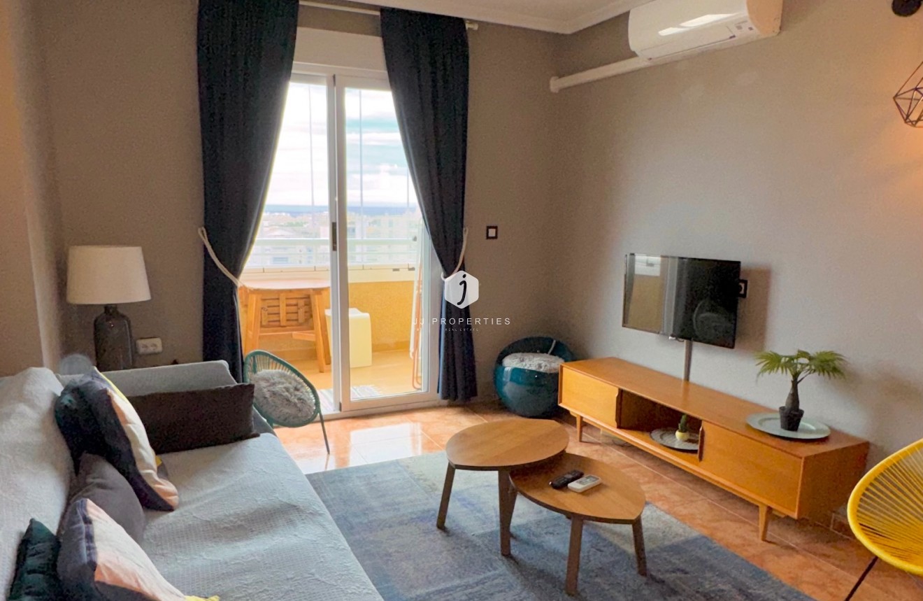 Resale - Apartment / flat -
Torrevieja - Costa Blanca