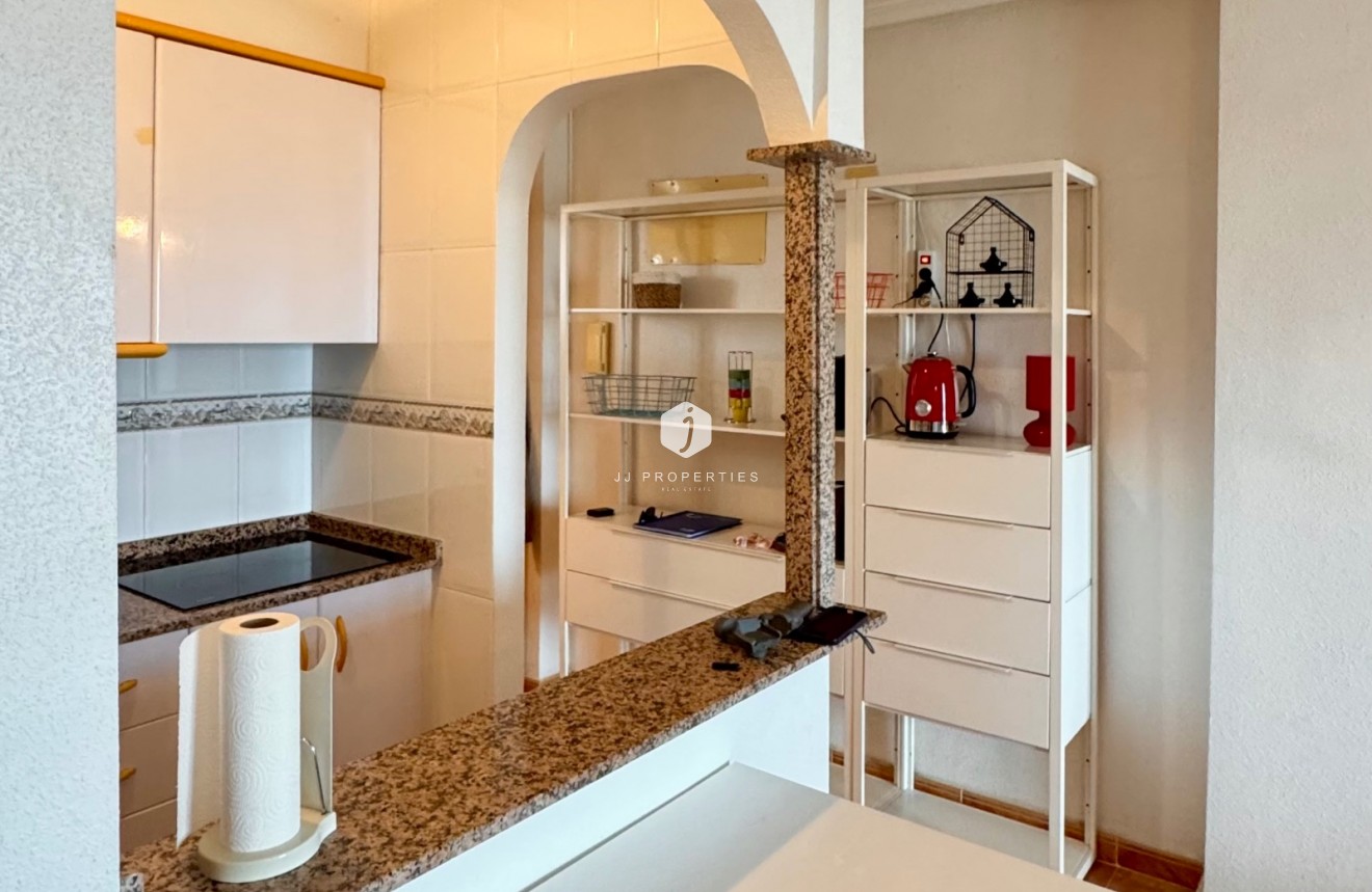 Resale - Apartment / flat -
Torrevieja - Costa Blanca