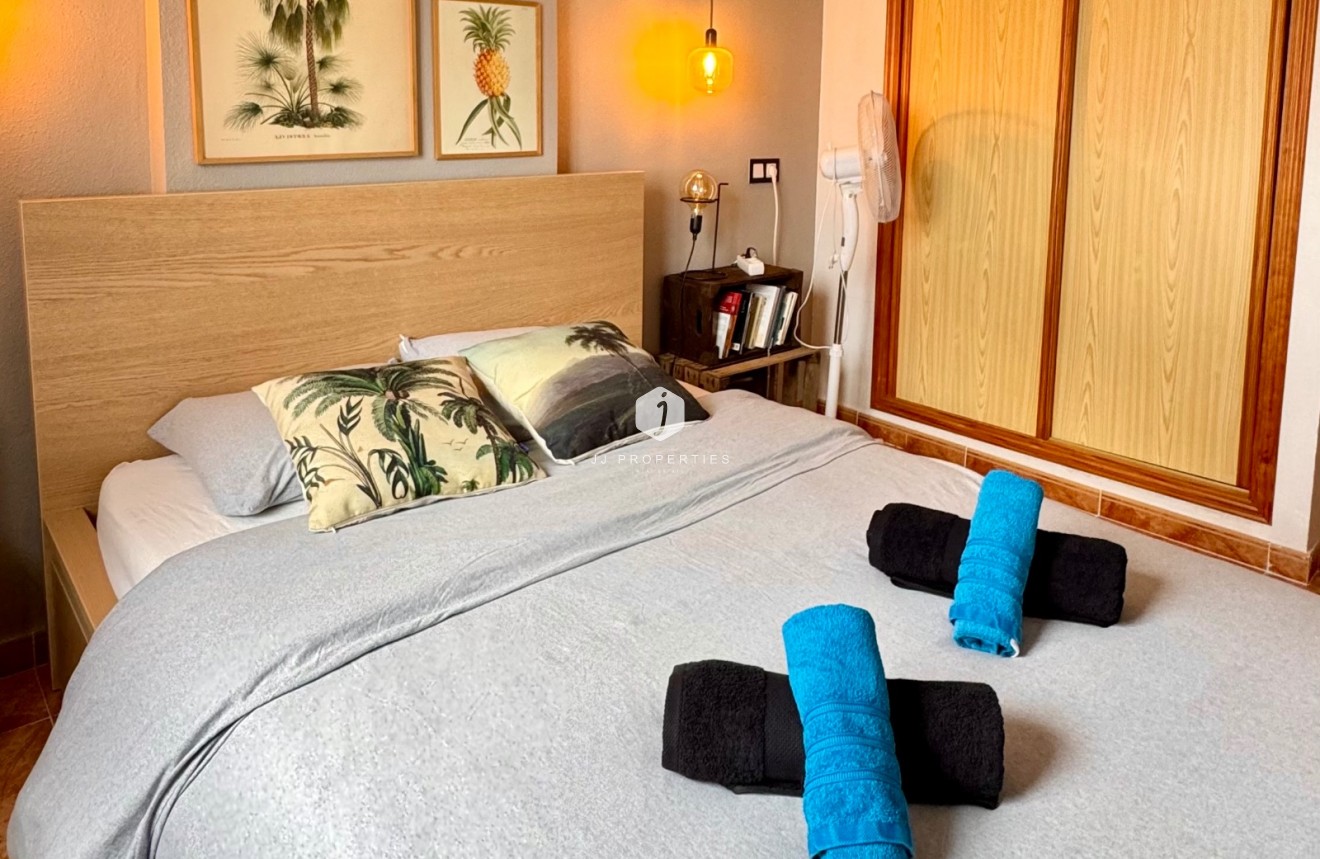 Resale - Apartment / flat -
Torrevieja - Costa Blanca