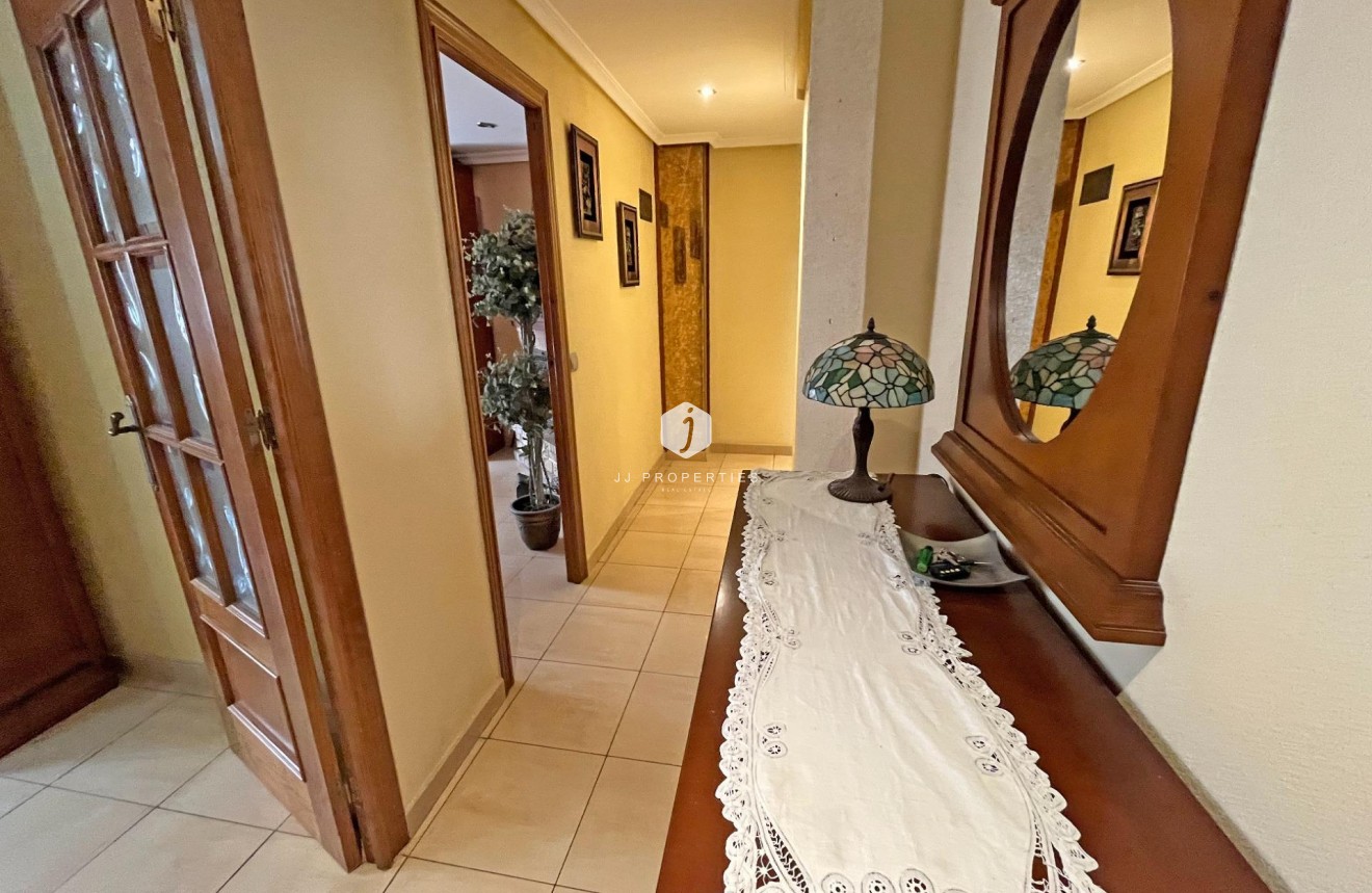 Resale - Apartment / flat -
Formentera del Segura - Los Palacios