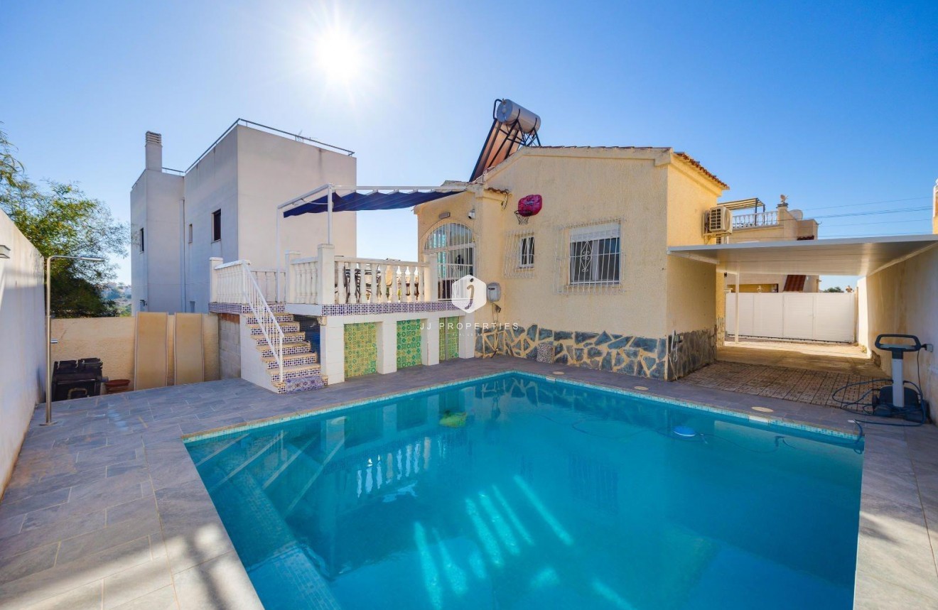 Resale - Villa -
San Fulgencio - La Marina