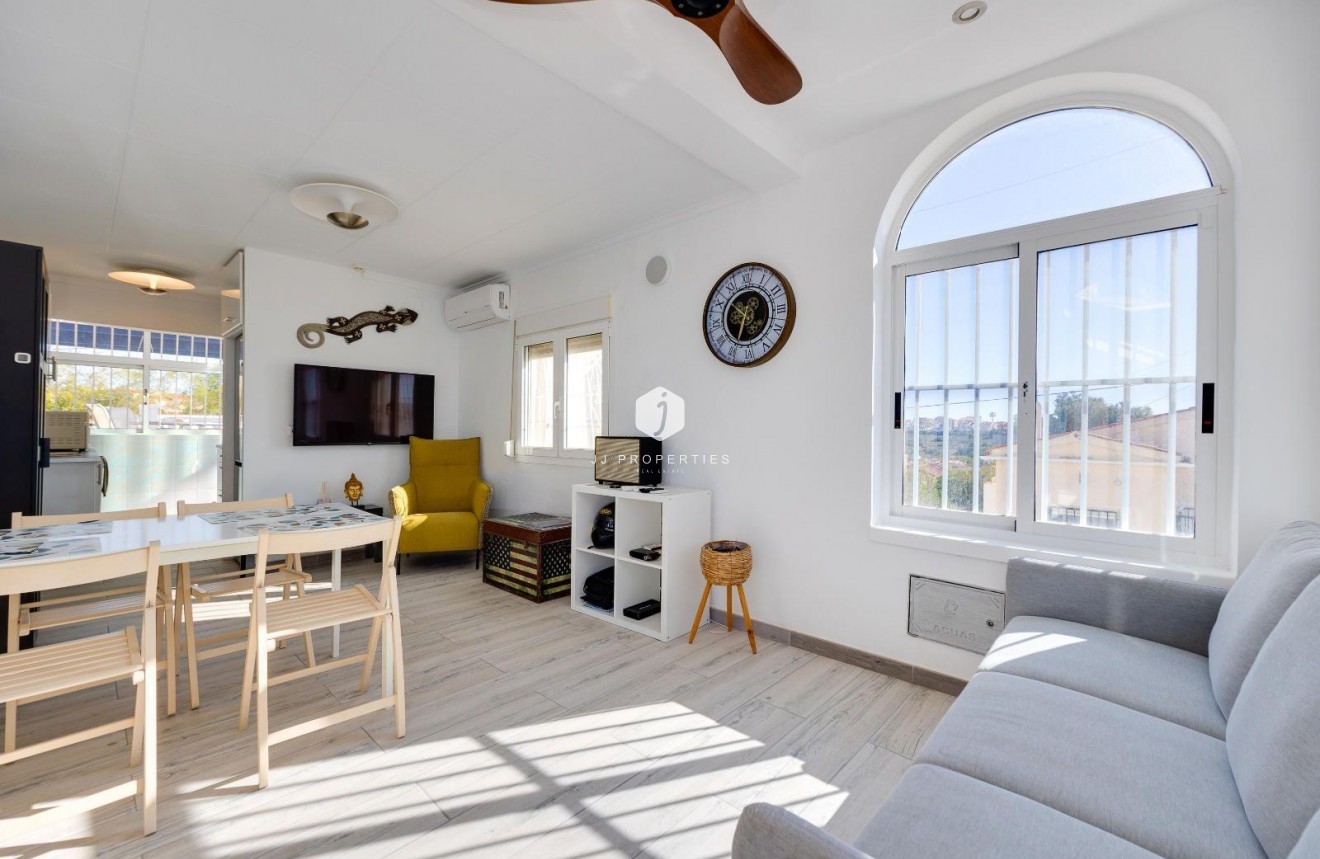 Resale - Villa -
San Fulgencio - La Marina