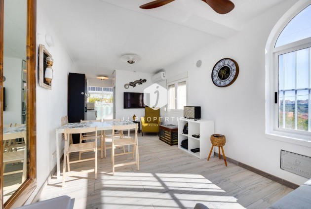 Resale - Villa -
San Fulgencio - La Marina