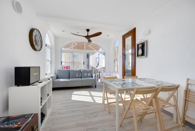 Resale - Villa -
San Fulgencio - La Marina