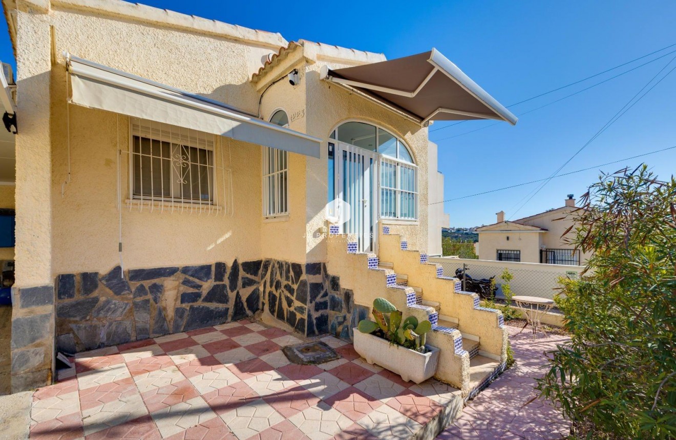 Resale - Villa -
San Fulgencio - La Marina