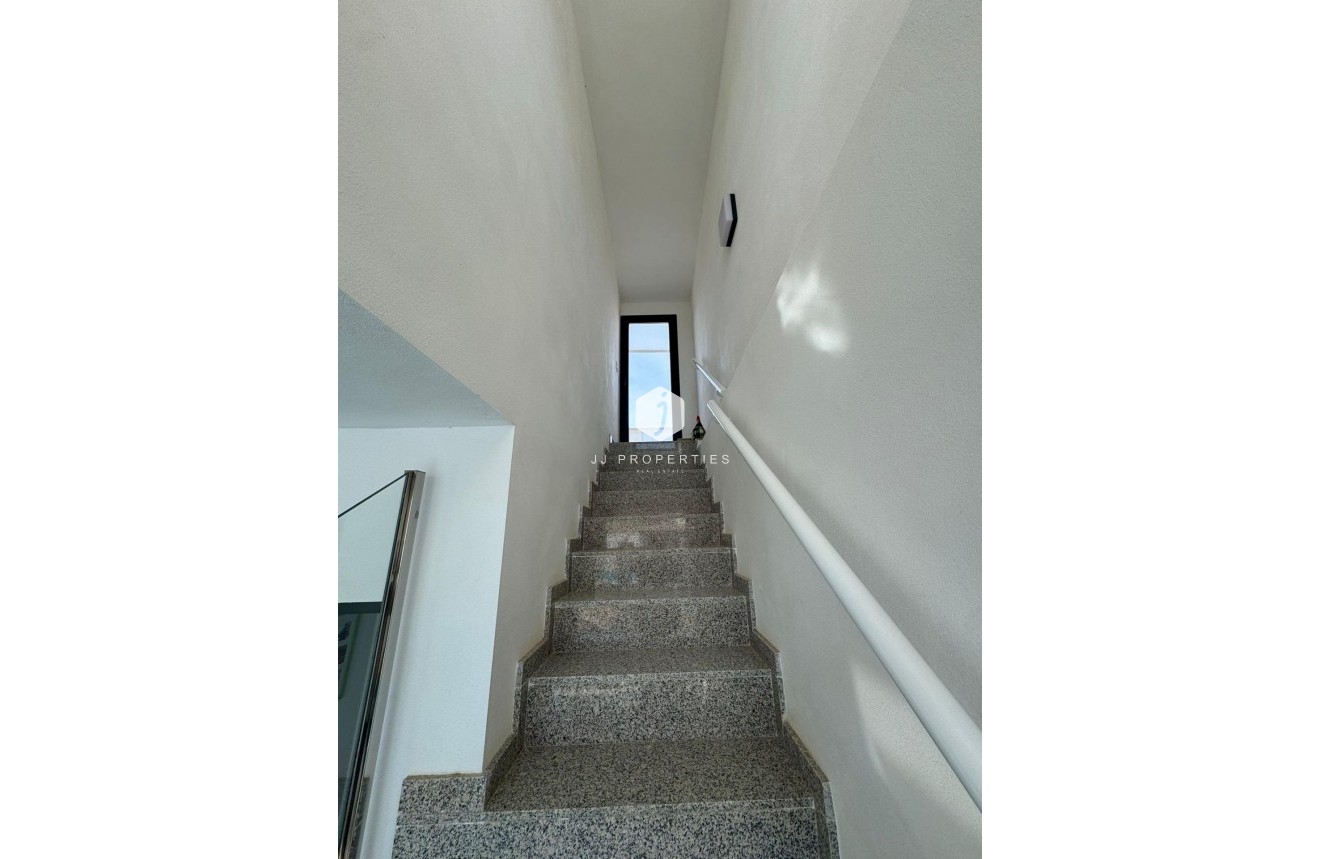 Resale - Chalet -
Bigastro - Comunidad Valenciana