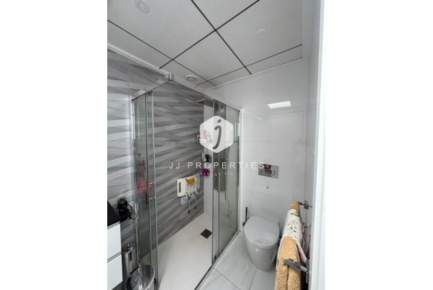 Resale - Chalet -
Bigastro - Comunidad Valenciana