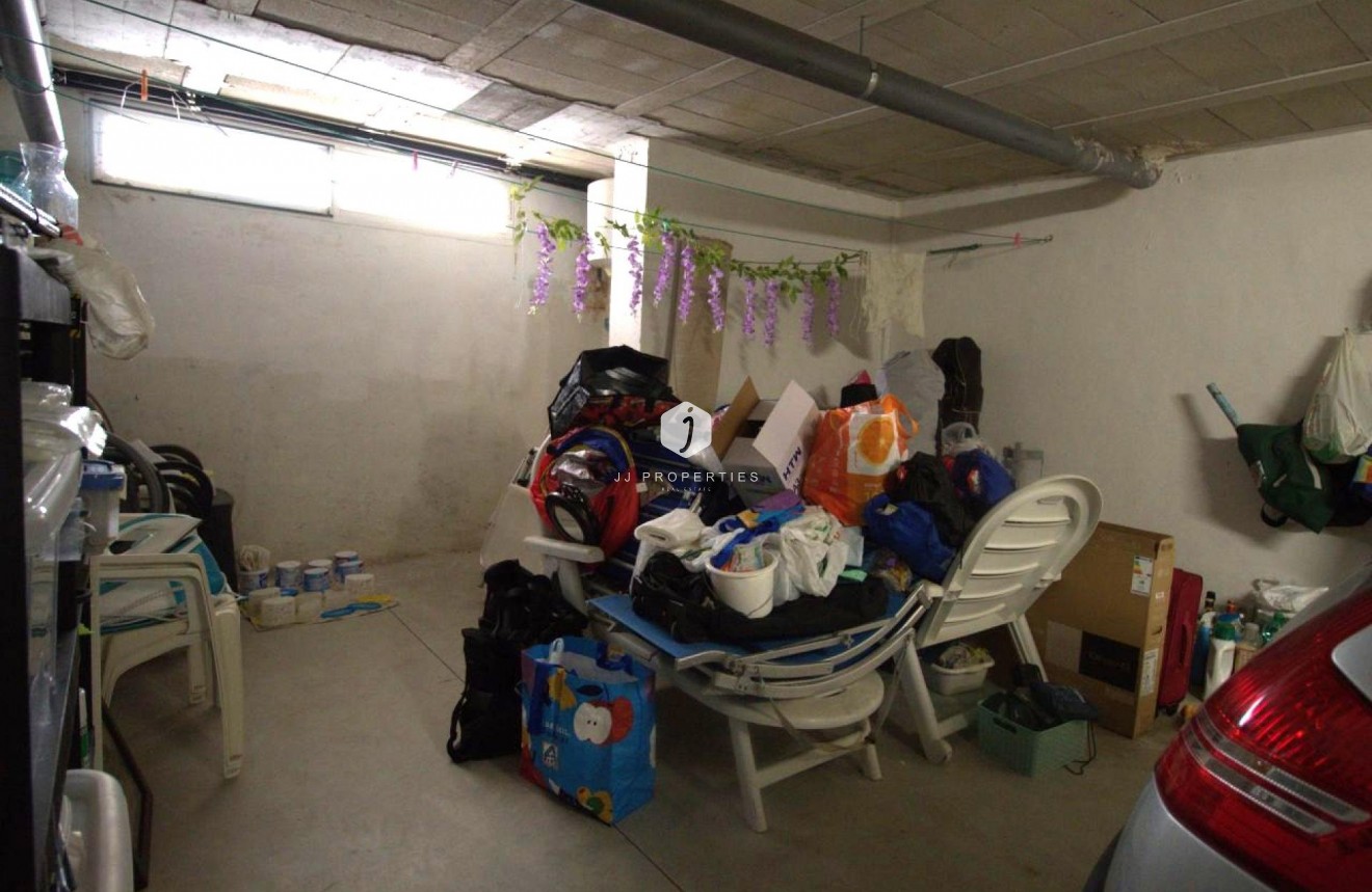 Resale - Chalet -
Orihuela Costa - Costa Blanca