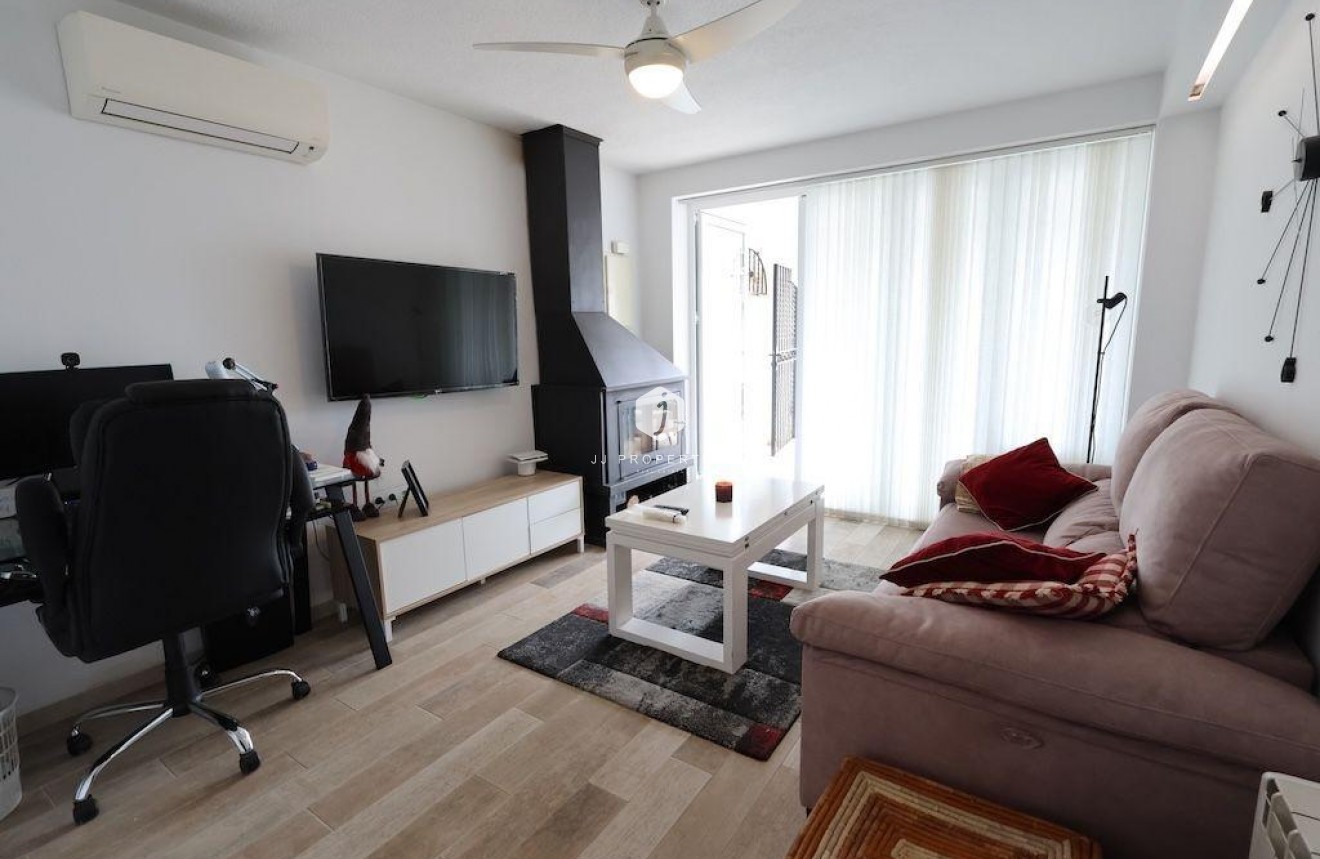 Resale - Duplex -
Cabo Roig - Costa Blanca