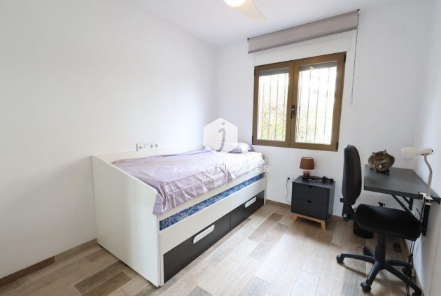 Resale - Duplex -
Cabo Roig - Costa Blanca