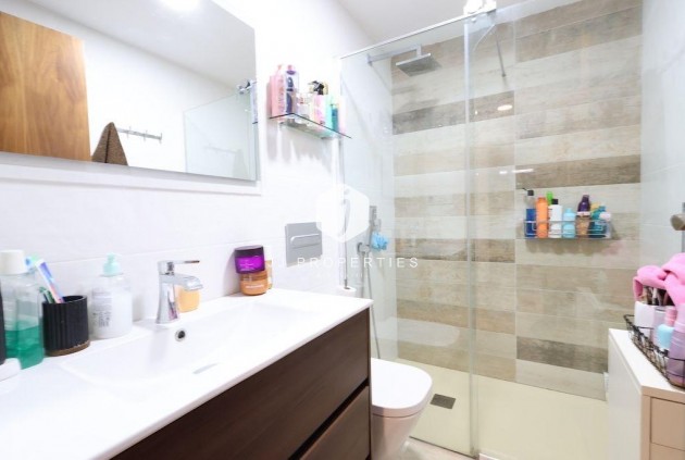 Resale - Duplex -
Cabo Roig - Costa Blanca