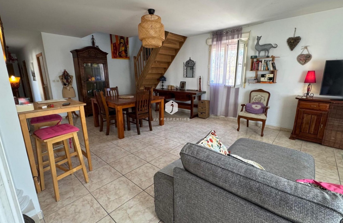 Tweedehands - Landelijk eigendom -
Albatera - Inland