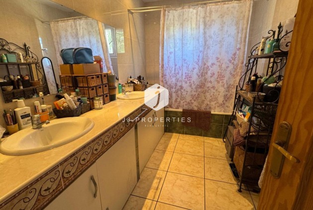 Tweedehands - Landelijk eigendom -
Albatera - Inland