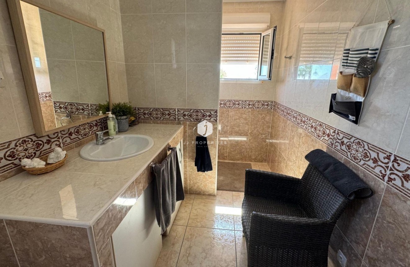 Tweedehands - Landelijk eigendom -
Albatera - Inland