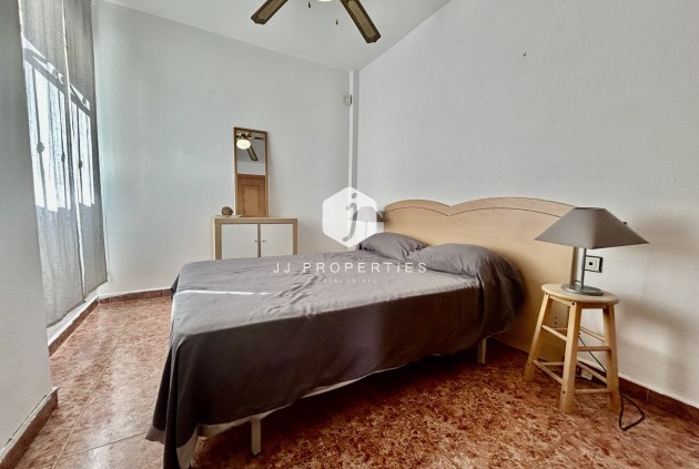 Resale - Apartment / flat -
Los Altos - Costa Blanca