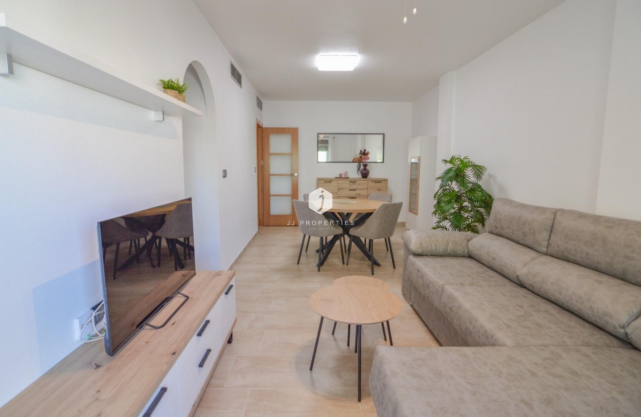 Resale - Apartment / flat -
Torrevieja - Playa del Cura
