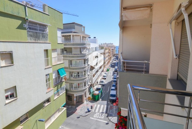 Resale - Apartment / flat -
Torrevieja - Playa del Cura