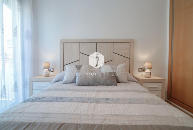 Resale - Apartment / flat -
Torrevieja - Playa del Cura