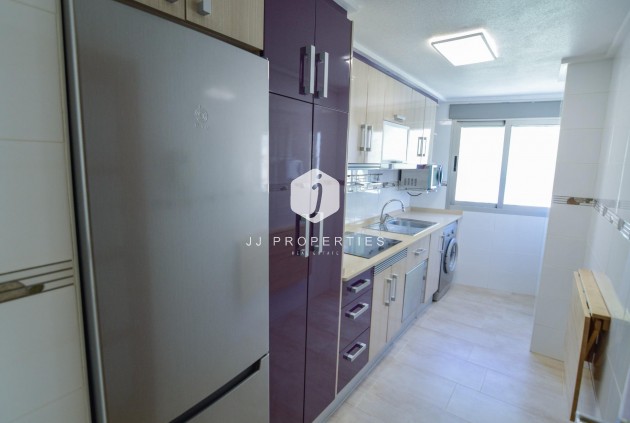 Resale - Apartment / flat -
Torrevieja - Playa del Cura
