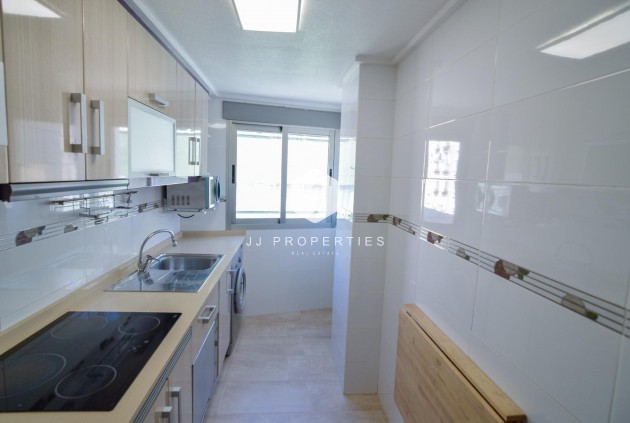 Resale - Apartment / flat -
Torrevieja - Playa del Cura