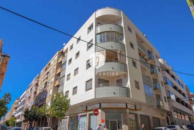 Resale - Apartment / flat -
Torrevieja - Playa del Cura