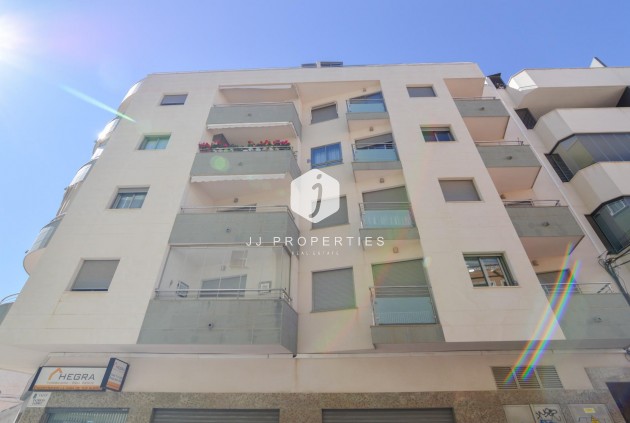 Resale - Apartment / flat -
Torrevieja - Playa del Cura