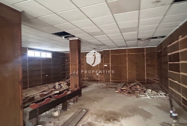 Resale - Chalet -
Jacarilla - Inland