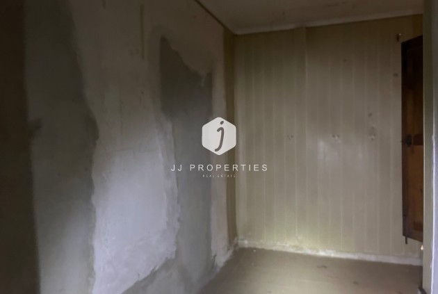 Resale - Chalet -
Jacarilla - Inland