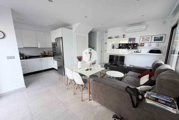 Resale - Chalet -
Cabo Roig - Costa Blanca