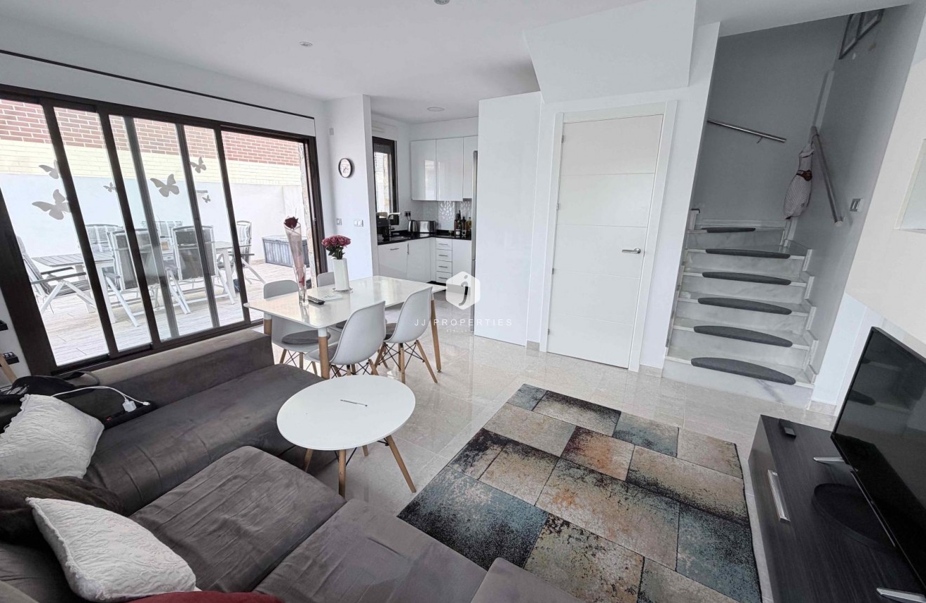 Resale - Chalet -
Cabo Roig - Costa Blanca