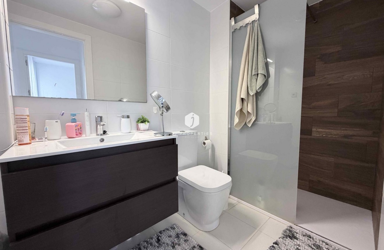 Resale - Chalet -
Cabo Roig - Costa Blanca