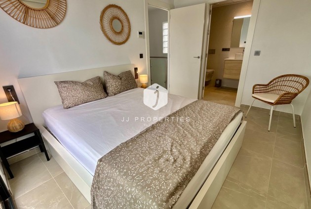 Resale - Villa -
Benijofar - Pueblo 4