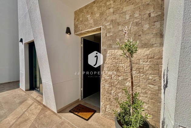 Resale - Villa -
Benijofar - Pueblo 4