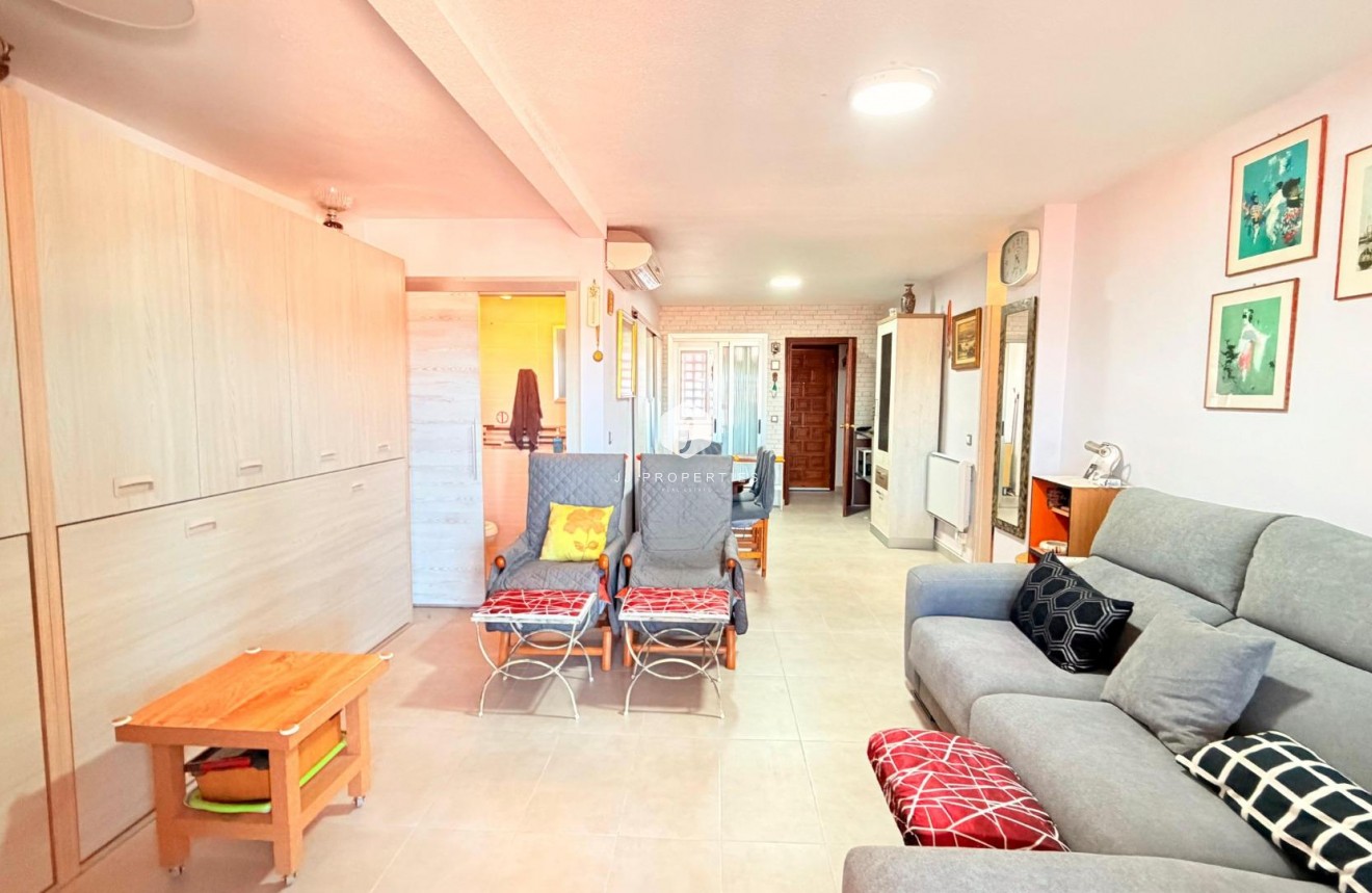 Resale - Apartment / flat -
Torrevieja - Playa de los Naufragos