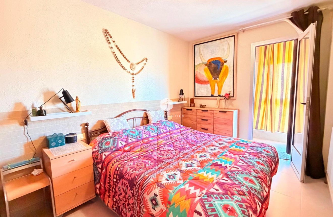 Resale - Apartment / flat -
Torrevieja - Playa de los Naufragos