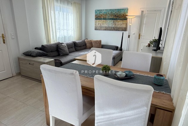 Resale - Chalet -
Rojales - Pueblo