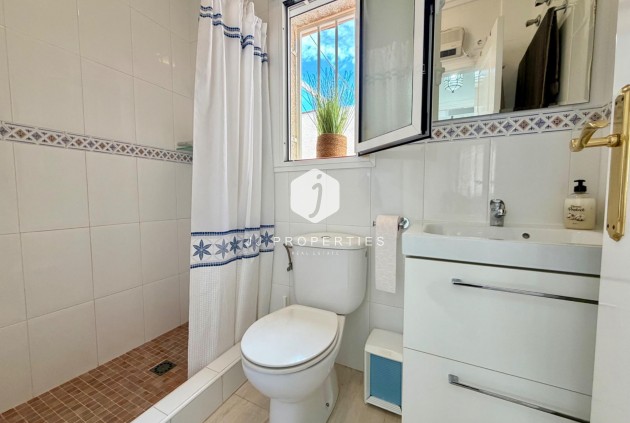 Resale - Chalet -
Rojales - Pueblo