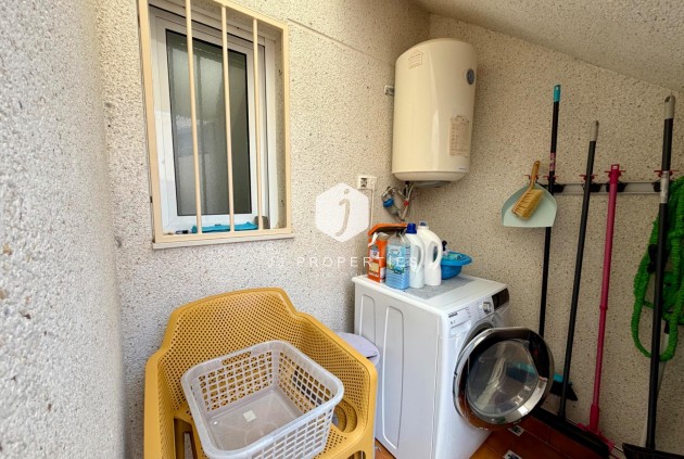 Resale - Chalet -
Rojales - Pueblo