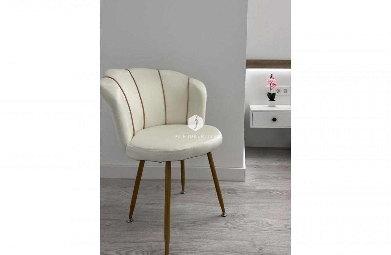 Resale - Apartment / flat -
Torrevieja - Costa Blanca