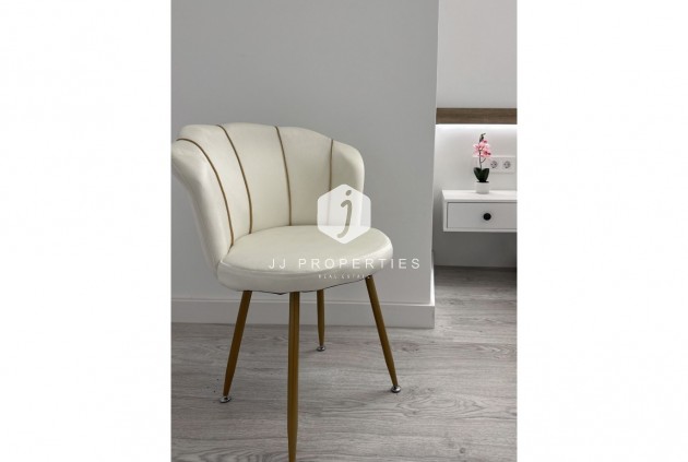 Resale - Apartment / flat -
Torrevieja - Costa Blanca