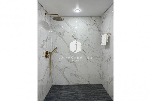 Resale - Apartment / flat -
Torrevieja - Costa Blanca