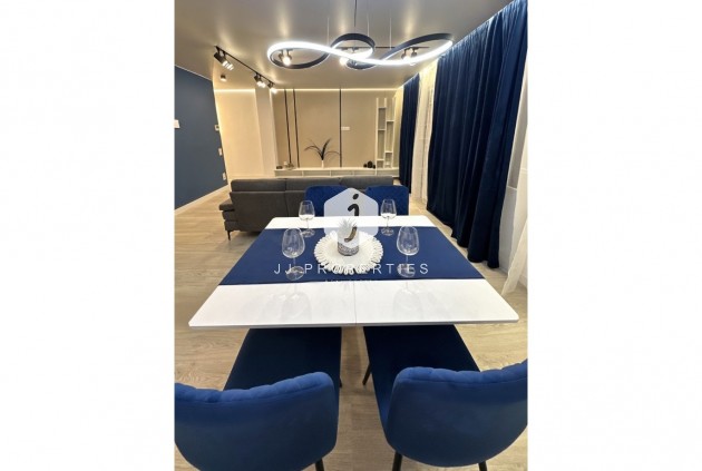 Resale - Apartment / flat -
Torrevieja - Costa Blanca