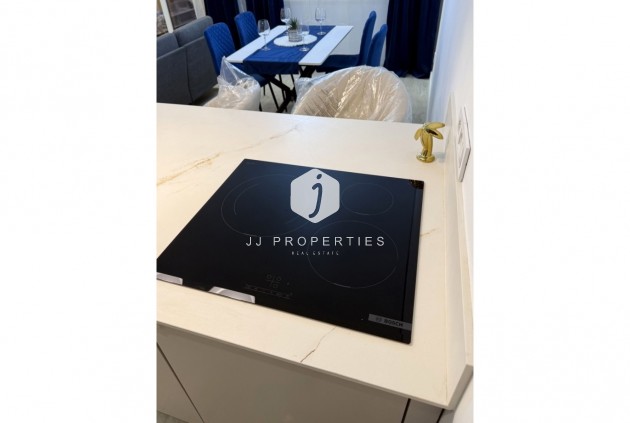 Resale - Apartment / flat -
Torrevieja - Costa Blanca