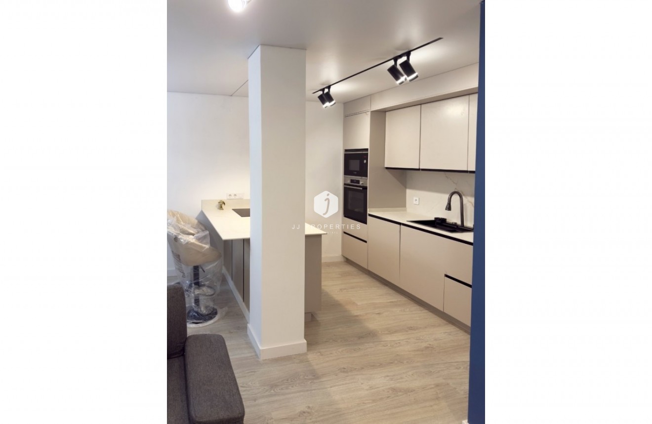 Resale - Apartment / flat -
Torrevieja - Costa Blanca