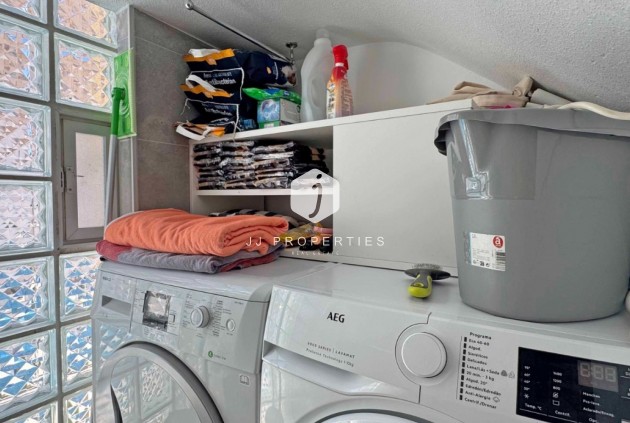 Resale - Chalet -
Orihuela Costa - Costa Blanca