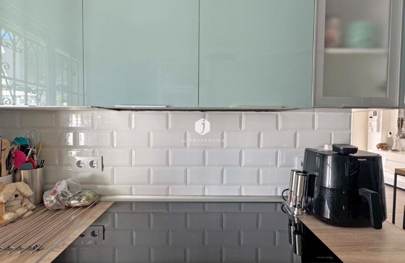 Resale - Chalet -
Orihuela Costa - Costa Blanca