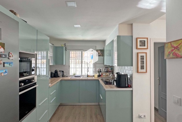 Resale - Chalet -
Orihuela Costa - Costa Blanca